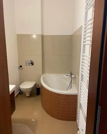 Pistácia 2 Priame Centrum Bb